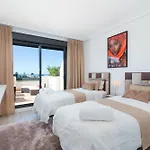 Sunset Golf, Sea View And Pool Apartmán *